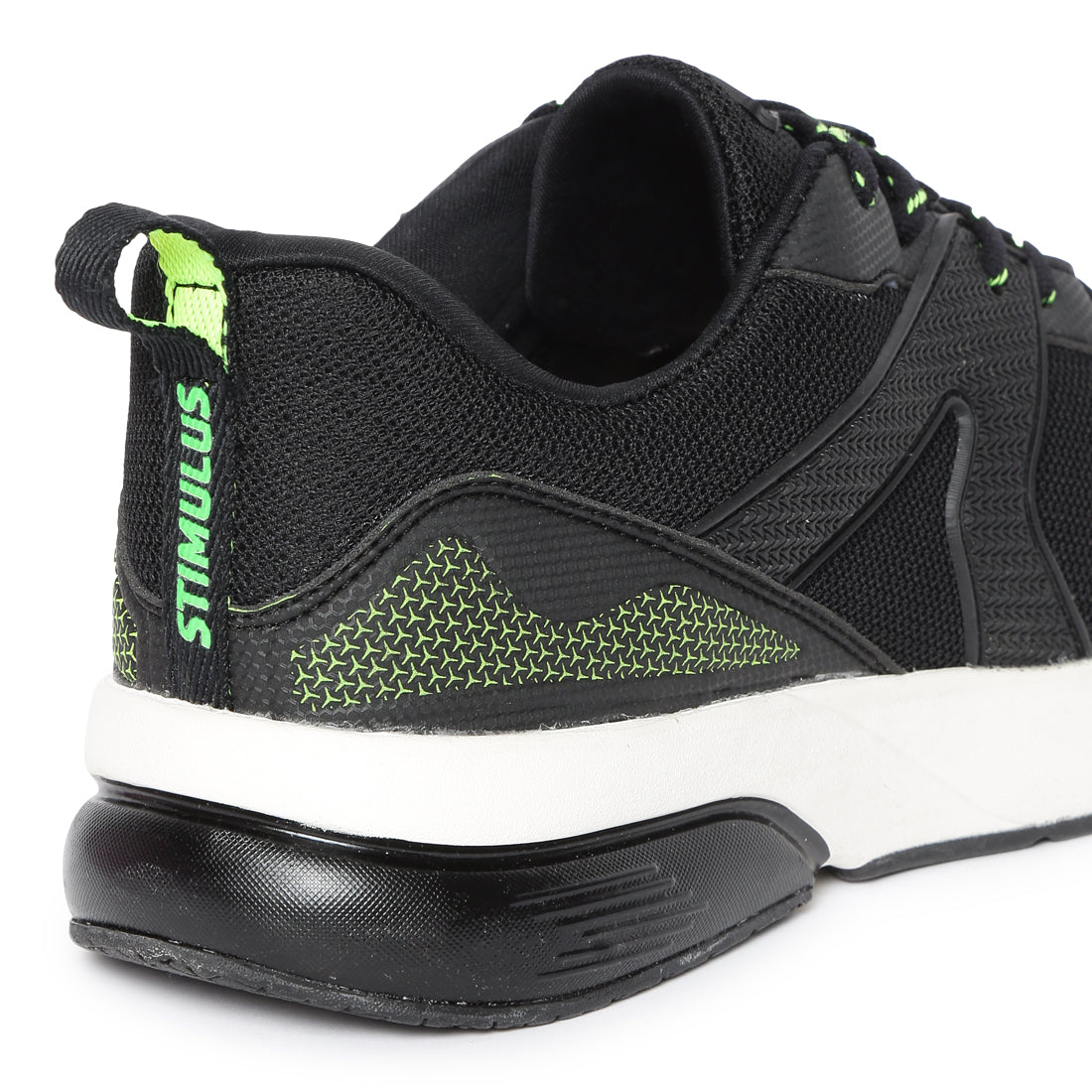 Paragon Stimulus Ultra-Comfortable Black Training Shoes for Men